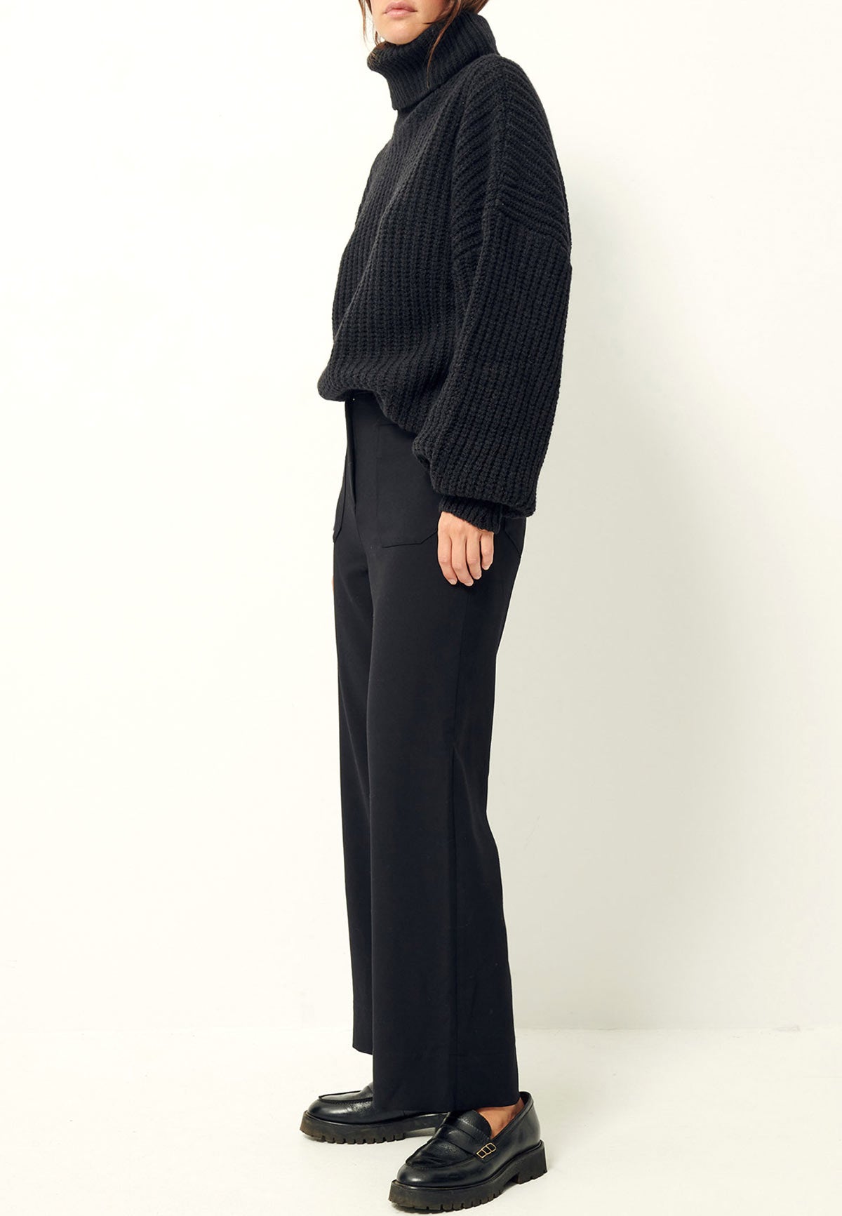 HUDKIN PANTS BLACK - Moeon