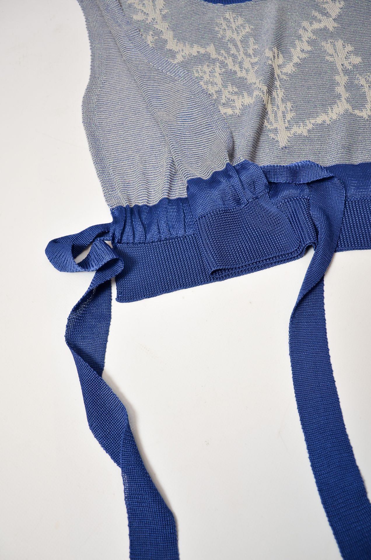 LEEV TOP