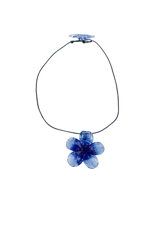 HIBISCUS NECKLACE BLUE