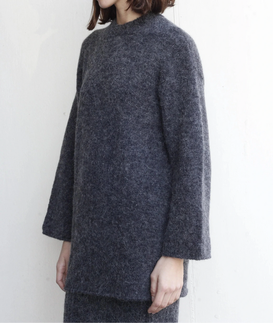 OVERSIZED KNITTED JUMPER