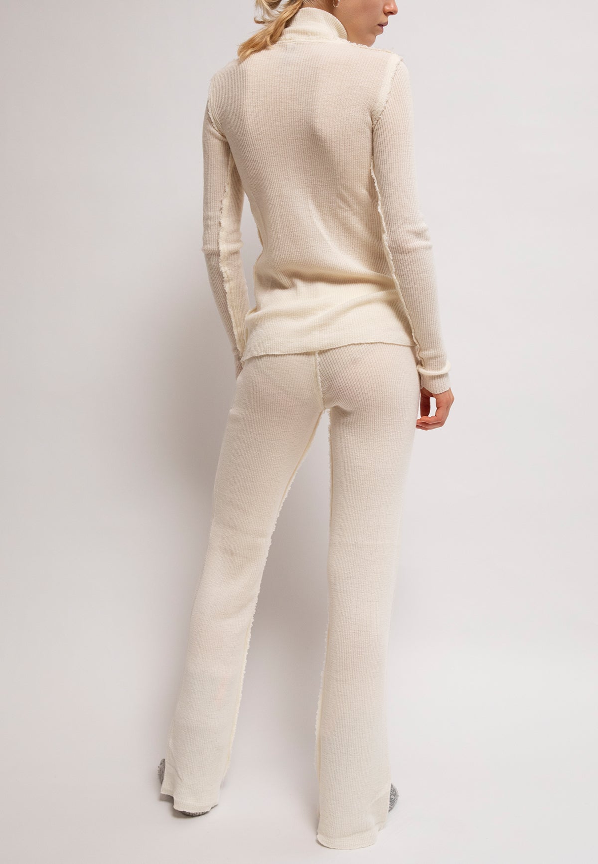 BEATE KNIT SWEATER OFF - WHITE - Moeon