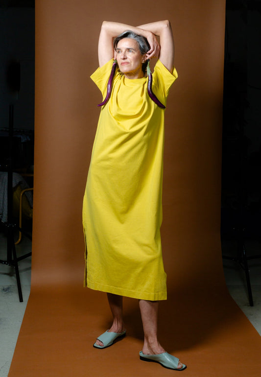 BOXY T-SHIRT DRESS DAFFODIL - Moeon