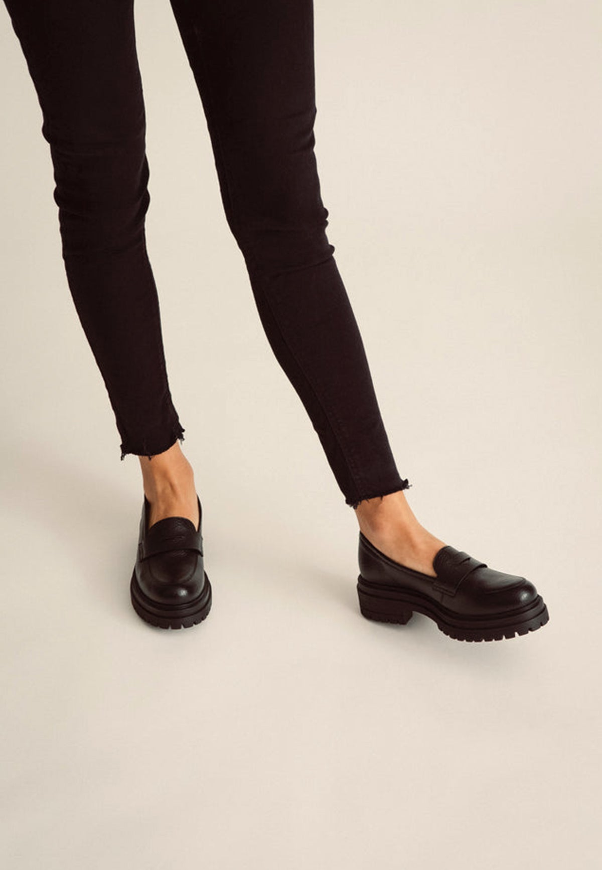 CLASSIC MOCCASSINS BLACK - Moeon