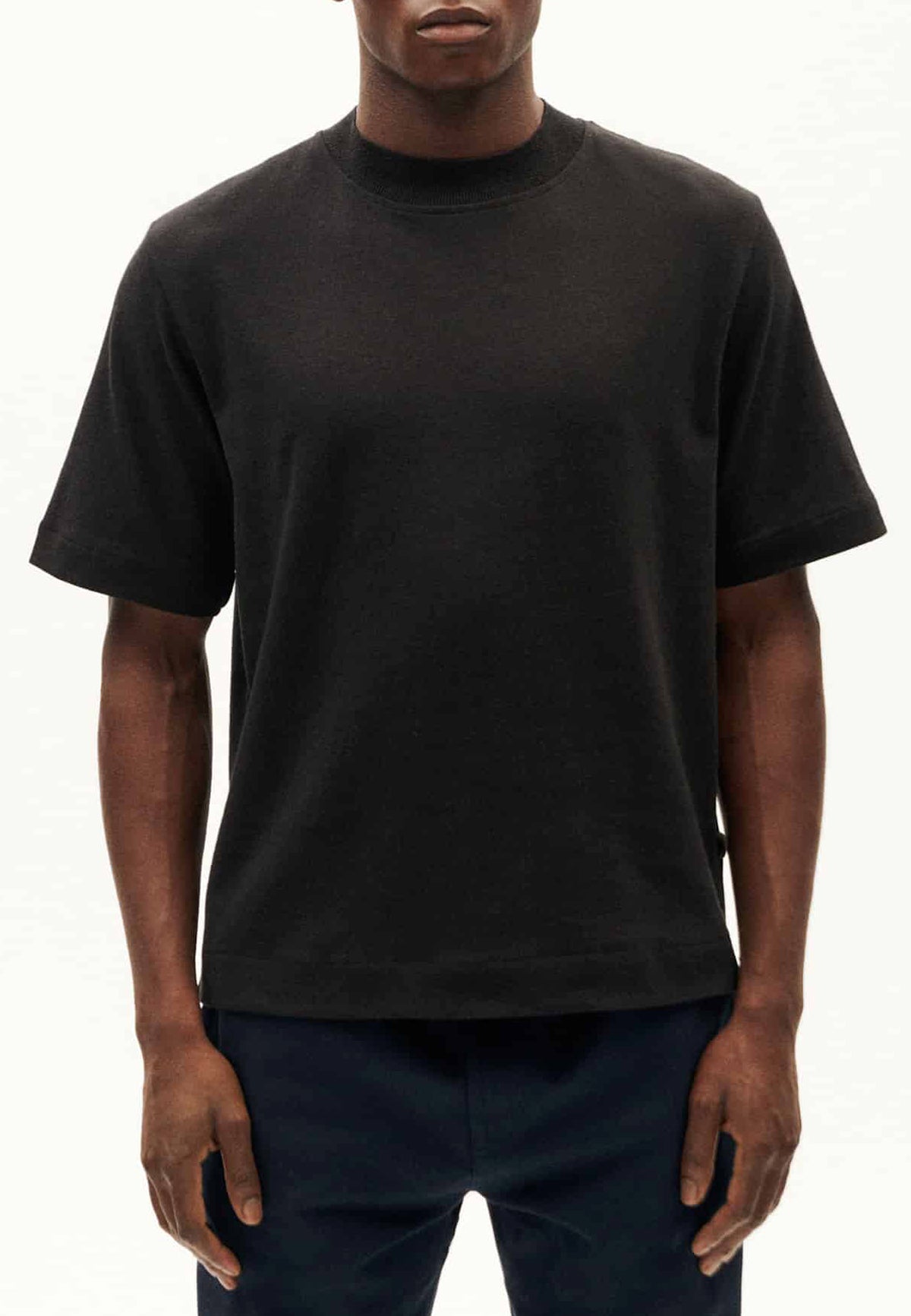 HEMP ROY T - SHIRT BLACK - Moeon