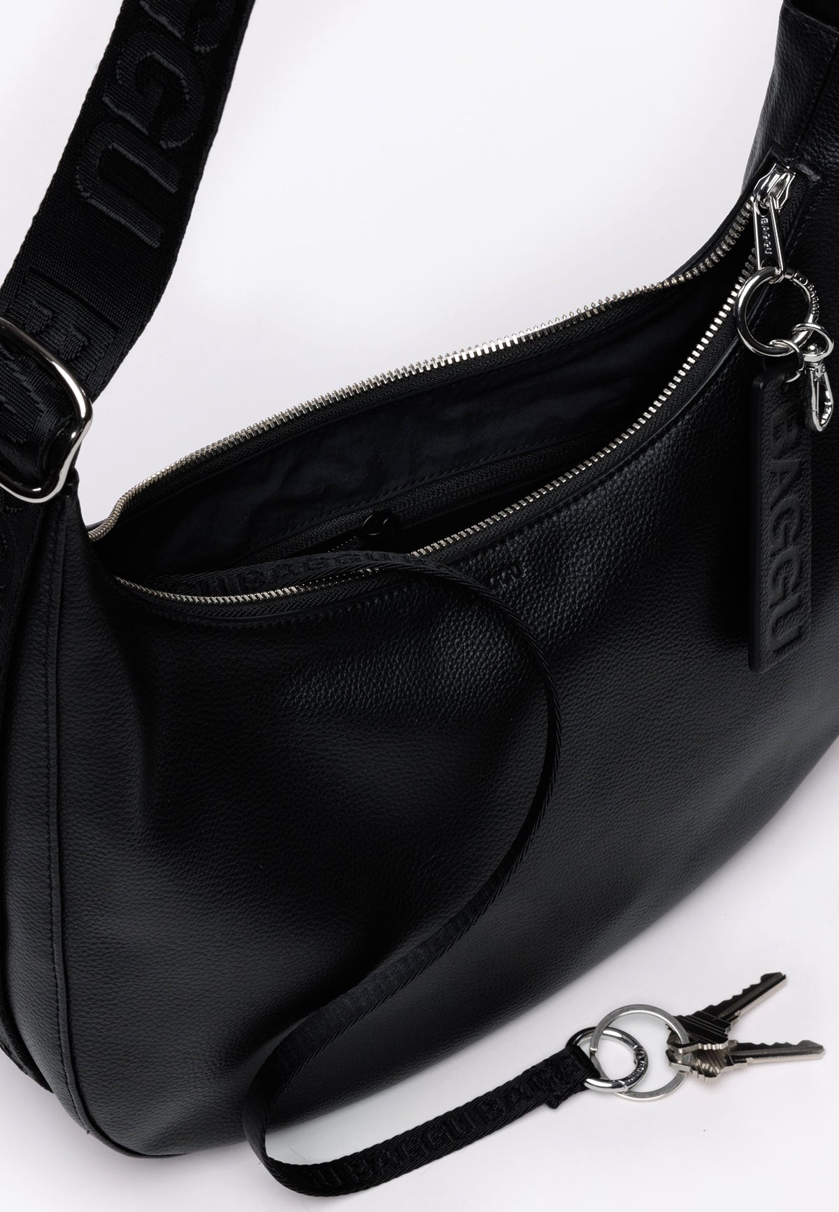 RECYCLED LEATHER MEDIUM CRESCENT BAG - Moeon